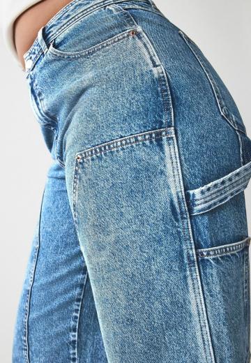 Свободные джинсы