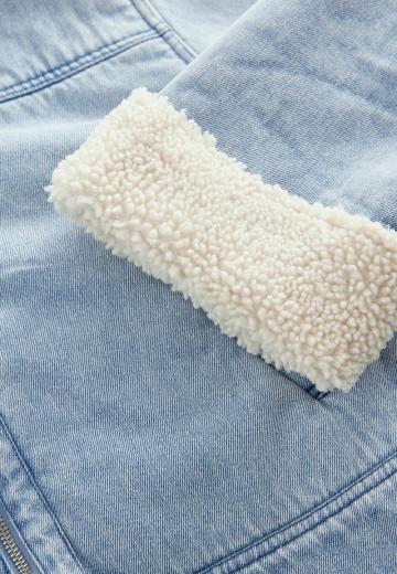 Джинсовая куртка