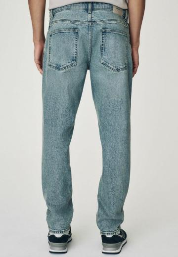 Узкие джинсы