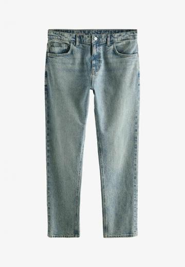 Узкие джинсы