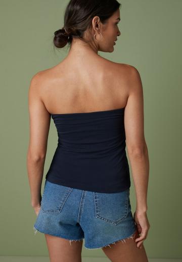 Топ без бретелек