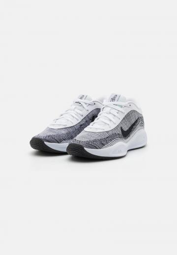 Баскетбольные кроссовки