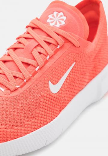 Беговые кроссовки