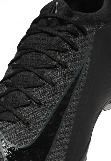 Футбольные бутсы