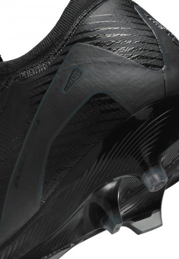 Футбольные бутсы