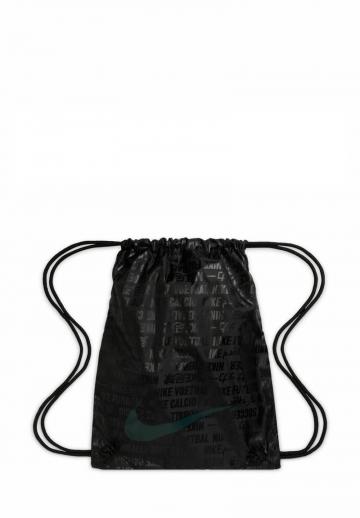 Футбольные бутсы