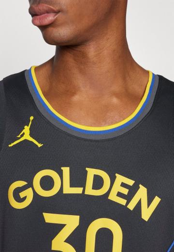 Спортивная форма