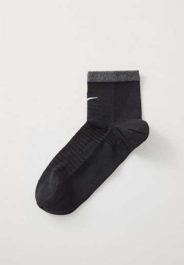 Спортивные носки