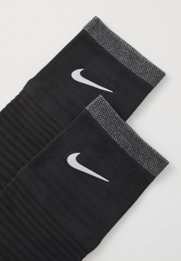 Спортивные носки