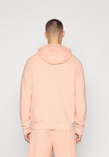 Спортивная кофта