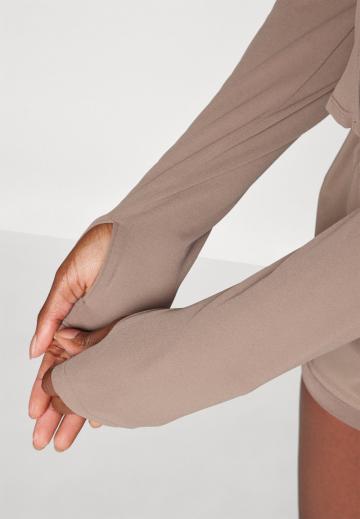 Спортивная куртка