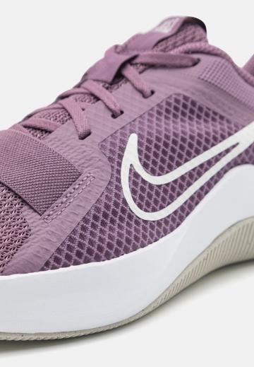 Тренировочные кроссовки