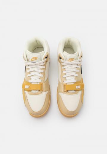 Высокие кеды