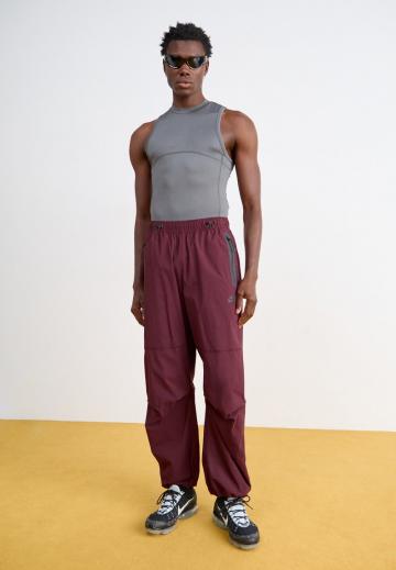 Спортивные штаны