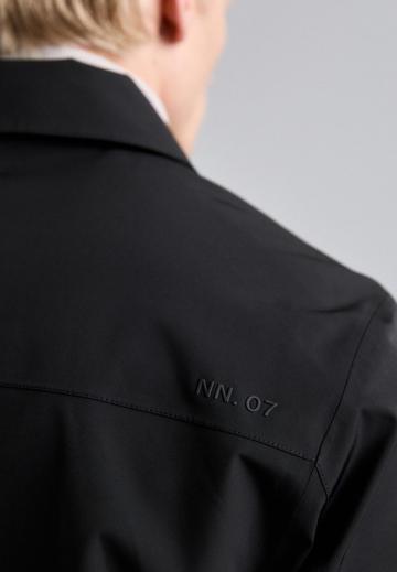 Короткое пальто