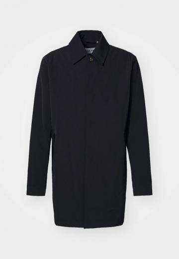 Короткое пальто