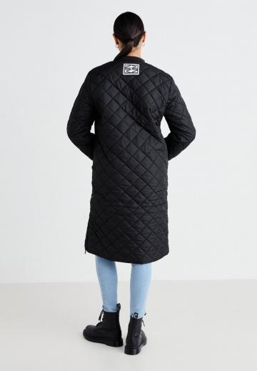 Шерстяное пальто