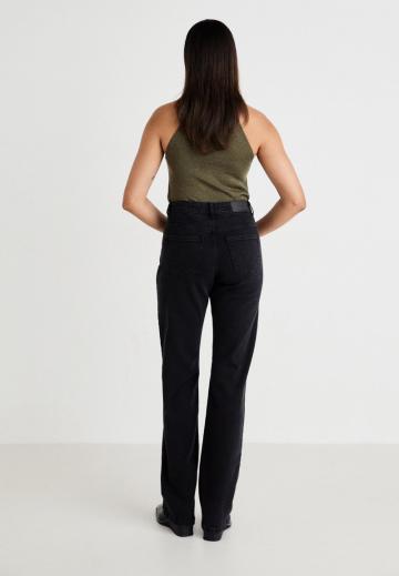 Свободные джинсы