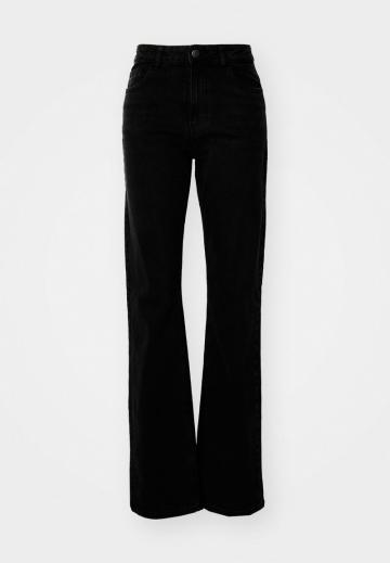 Свободные джинсы