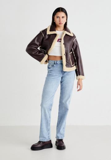 Свободные джинсы