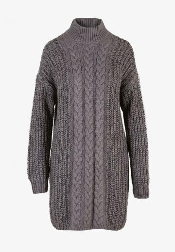 Вязаное платье