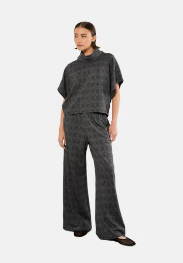 Пуловер с рукавом три четверти