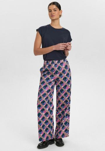 Прямые брюки