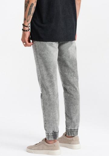 Узкие джинсы