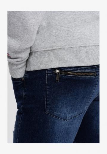 Узкие джинсы