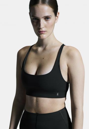 Спортивный бюстгальтер