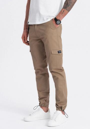 Брюки с накладными карманами