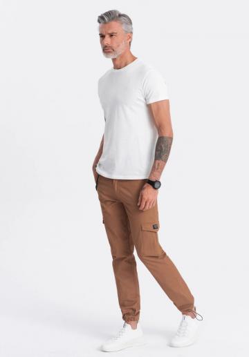 Брюки с накладными карманами