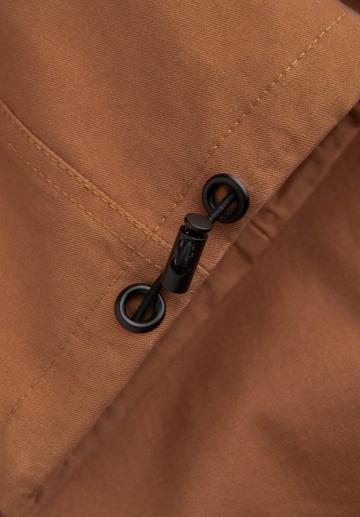 Брюки с накладными карманами