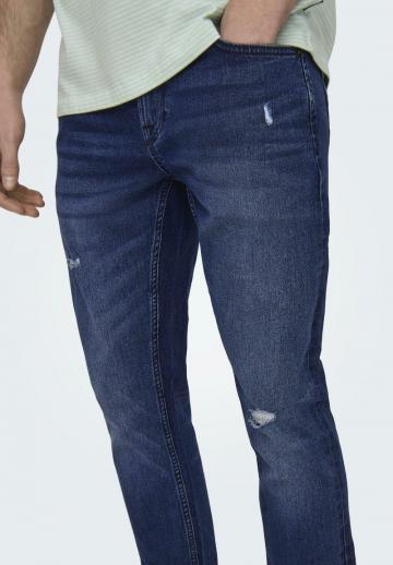 Узкие джинсы