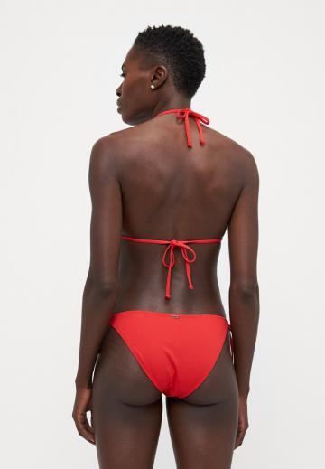 Треугольное бикини