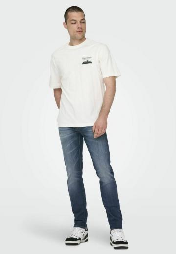 Узкие джинсы