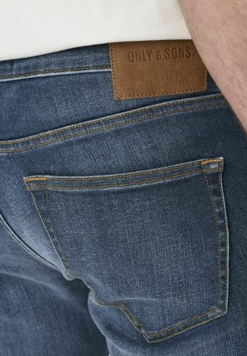 Узкие джинсы