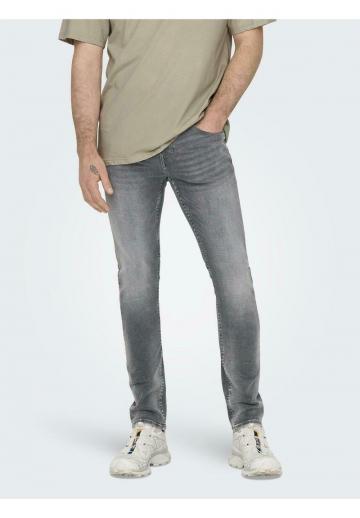 Узкие джинсы