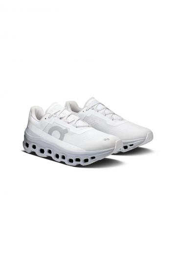 Беговые кроссовки