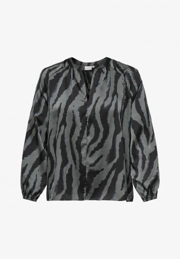 Атласная блузка
