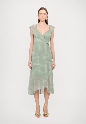 Летнее платье