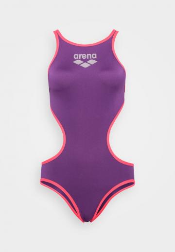 Слитный купальник