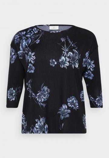 Пуловер с рукавом три четверти