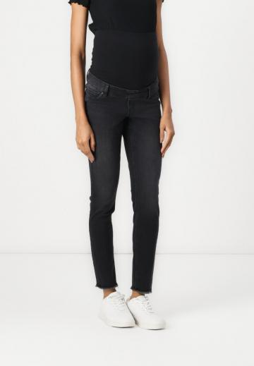 Узкие джинсы