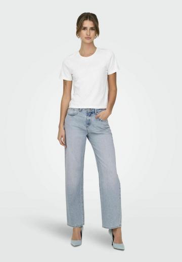 Прямые джинсы