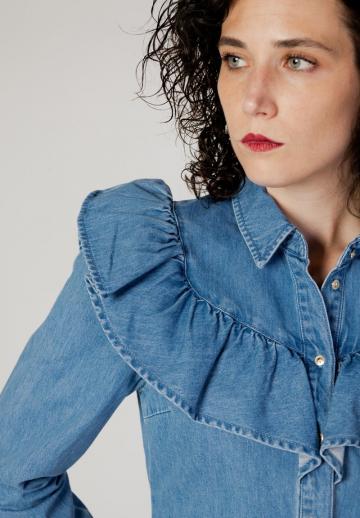 Джинсовая блузка