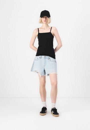 Топ на бретельках