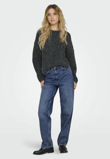 Прямые джинсы