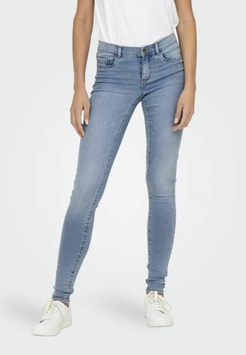 Узкие джинсы