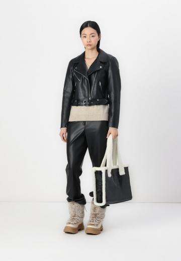 Байкерская куртка